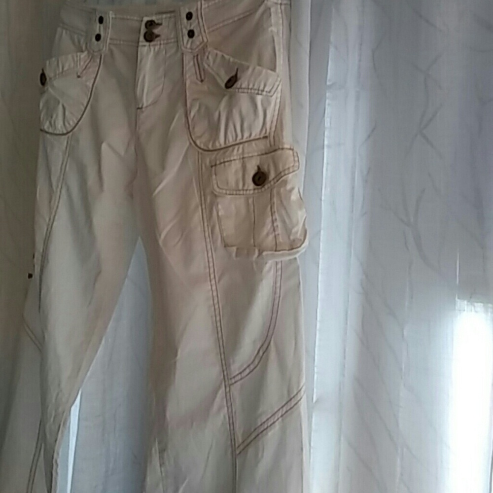Pants - Picture 3 of 4